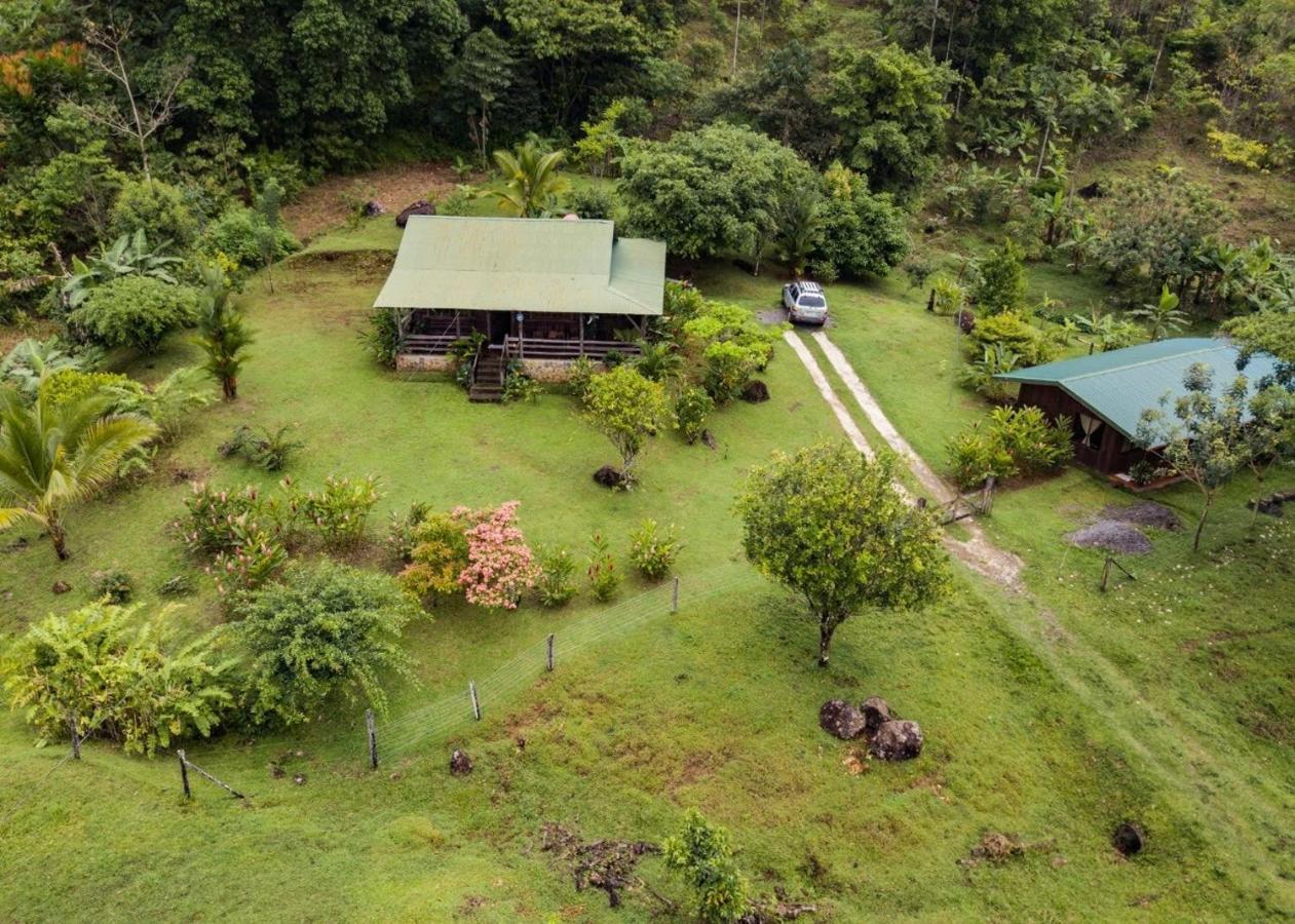 Cabanas Montanas Del Tenorio Rio Celeste Exterior photo